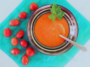 sopa de tomates